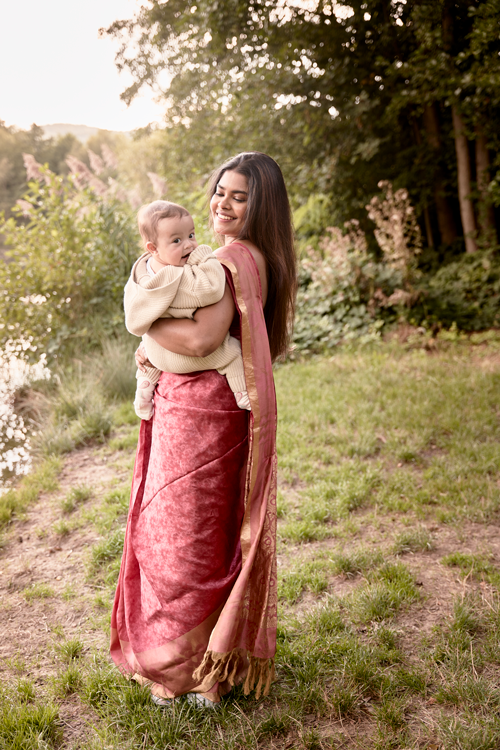 images/After-Wedding/Reenu-Jochen/Reenu-Jochen-4.png#joomlaImage://local-images/After-Wedding/Reenu-Jochen/Reenu-Jochen-4.png?width=500&height=750