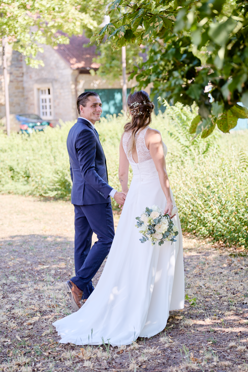 images/Freie%20Trauung/Anne-Eduard/Zweisamkeit.png#joomlaImage://local-images/Freie Trauung/Anne-Eduard/Zweisamkeit.png?width=500&height=750